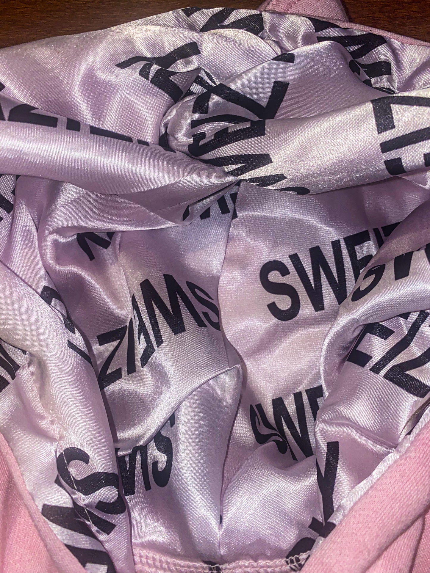 PINK VALENTINES SWEIZY HOODIE