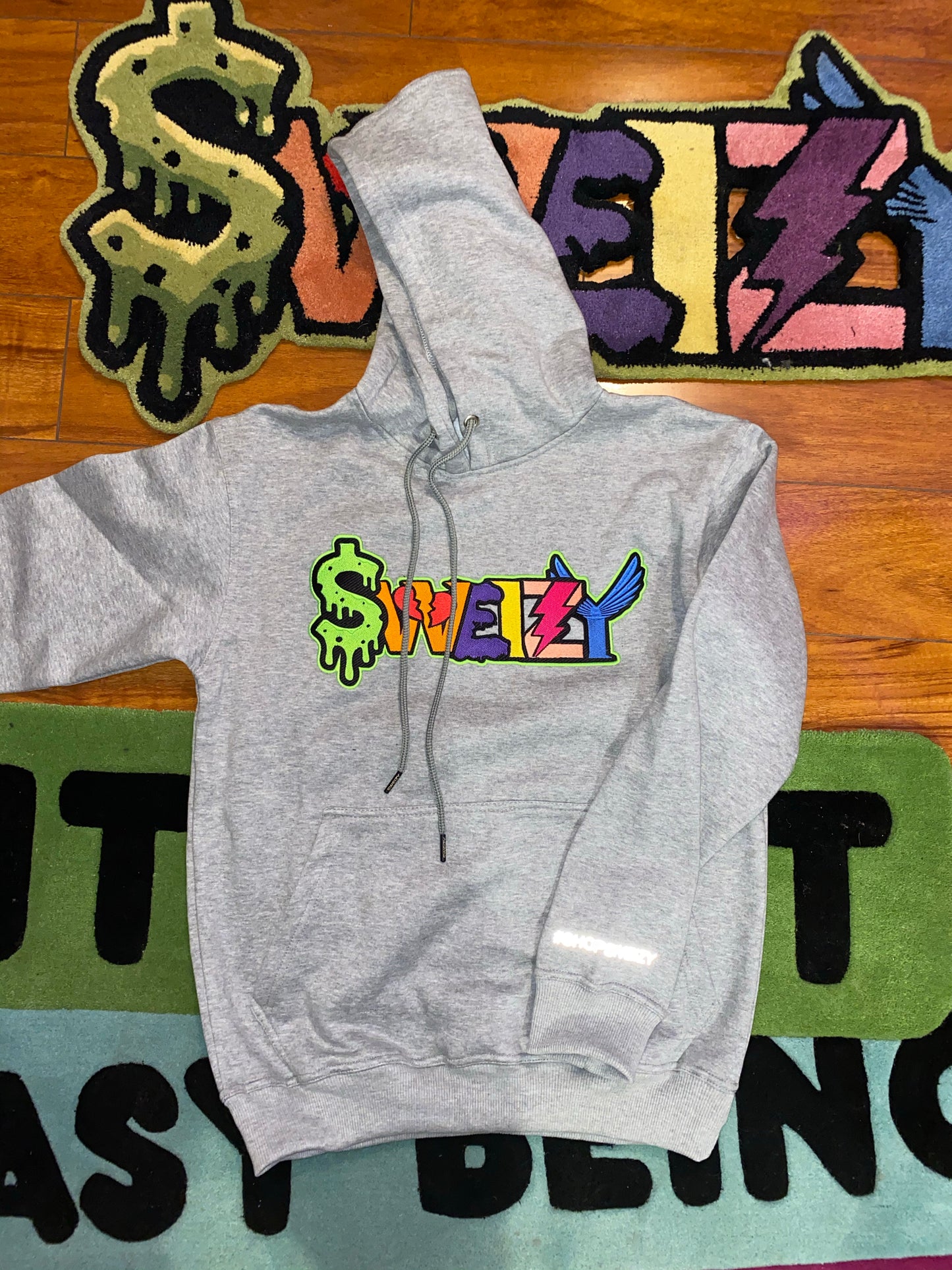 CLASSIC SWEIZY HOODIE